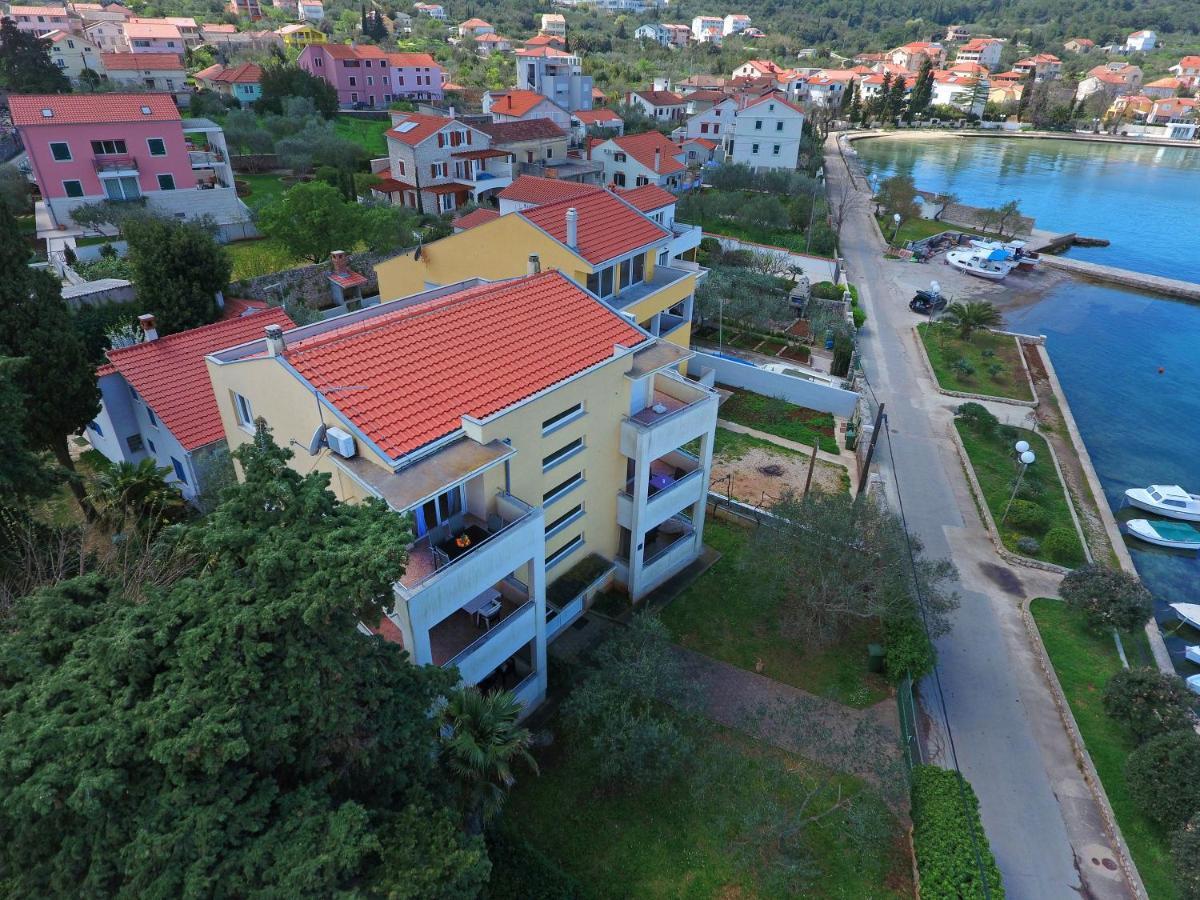 Apartmani Junto Preko Exterior foto